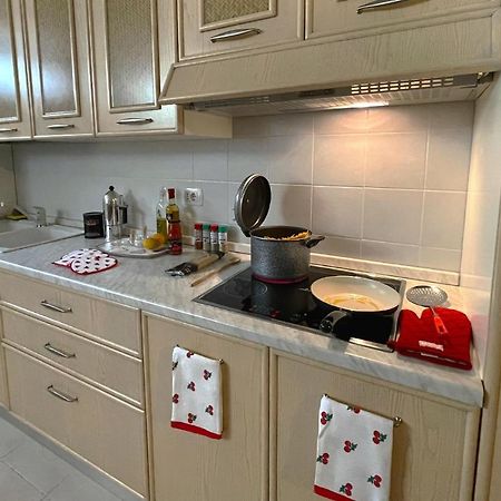 Aristanis Home Vacation Apartment Oristano Kültér fotó