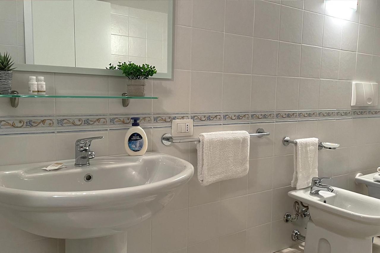 Aristanis Home Vacation Apartment Oristano Kültér fotó