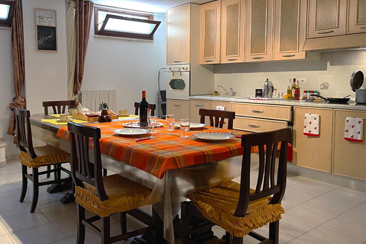Aristanis Home Vacation Apartment Oristano Kültér fotó