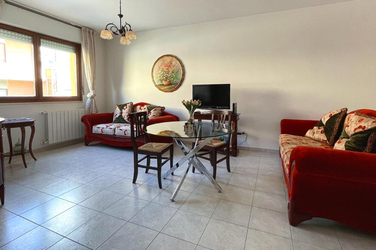 Aristanis Home Vacation Apartment Oristano Kültér fotó