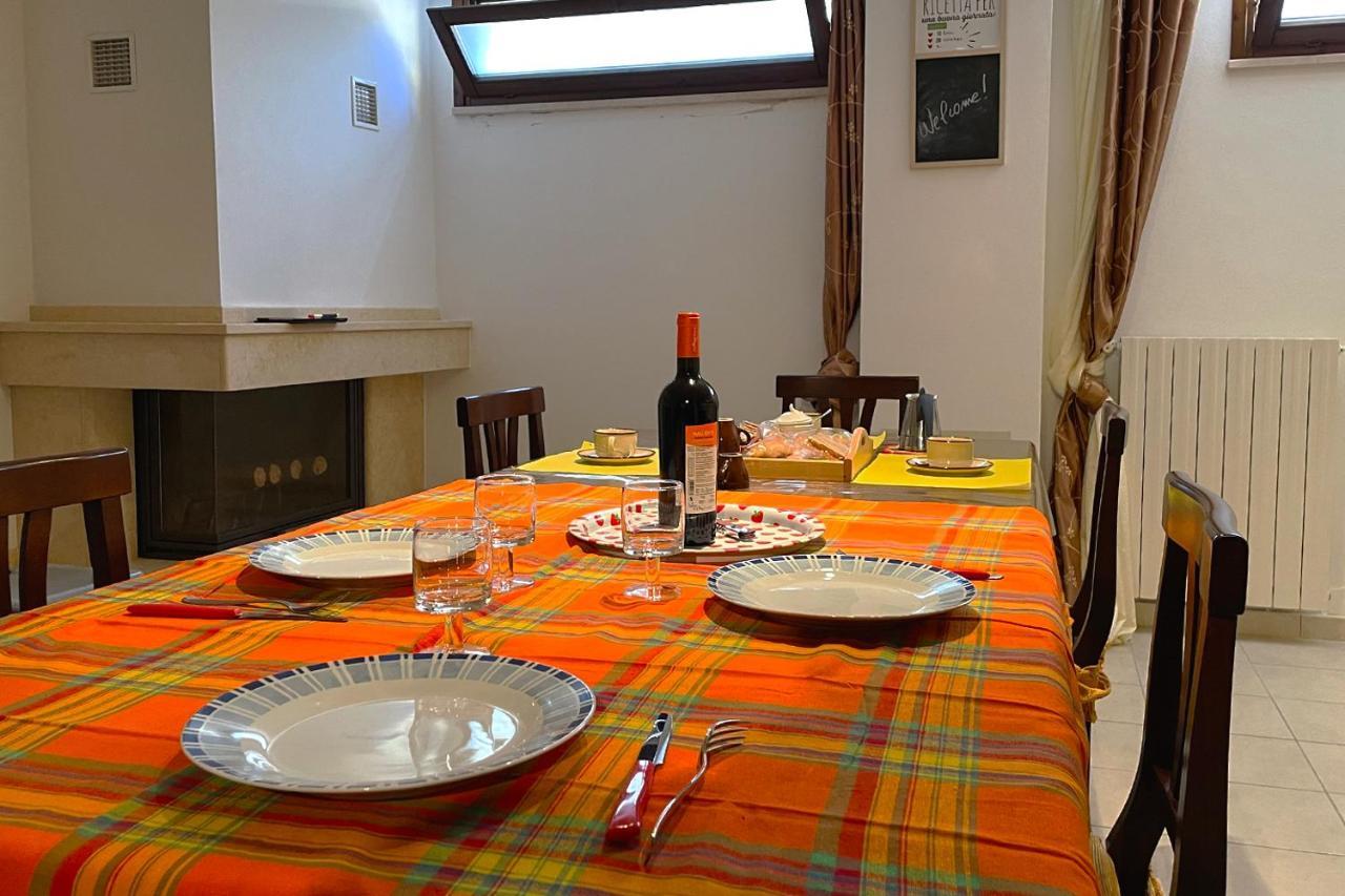 Aristanis Home Vacation Apartment Oristano Kültér fotó