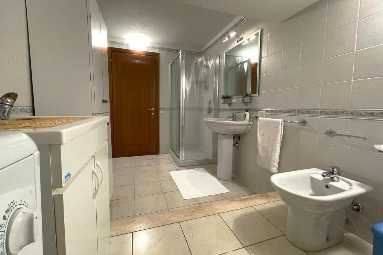 Aristanis Home Vacation Apartment Oristano Kültér fotó